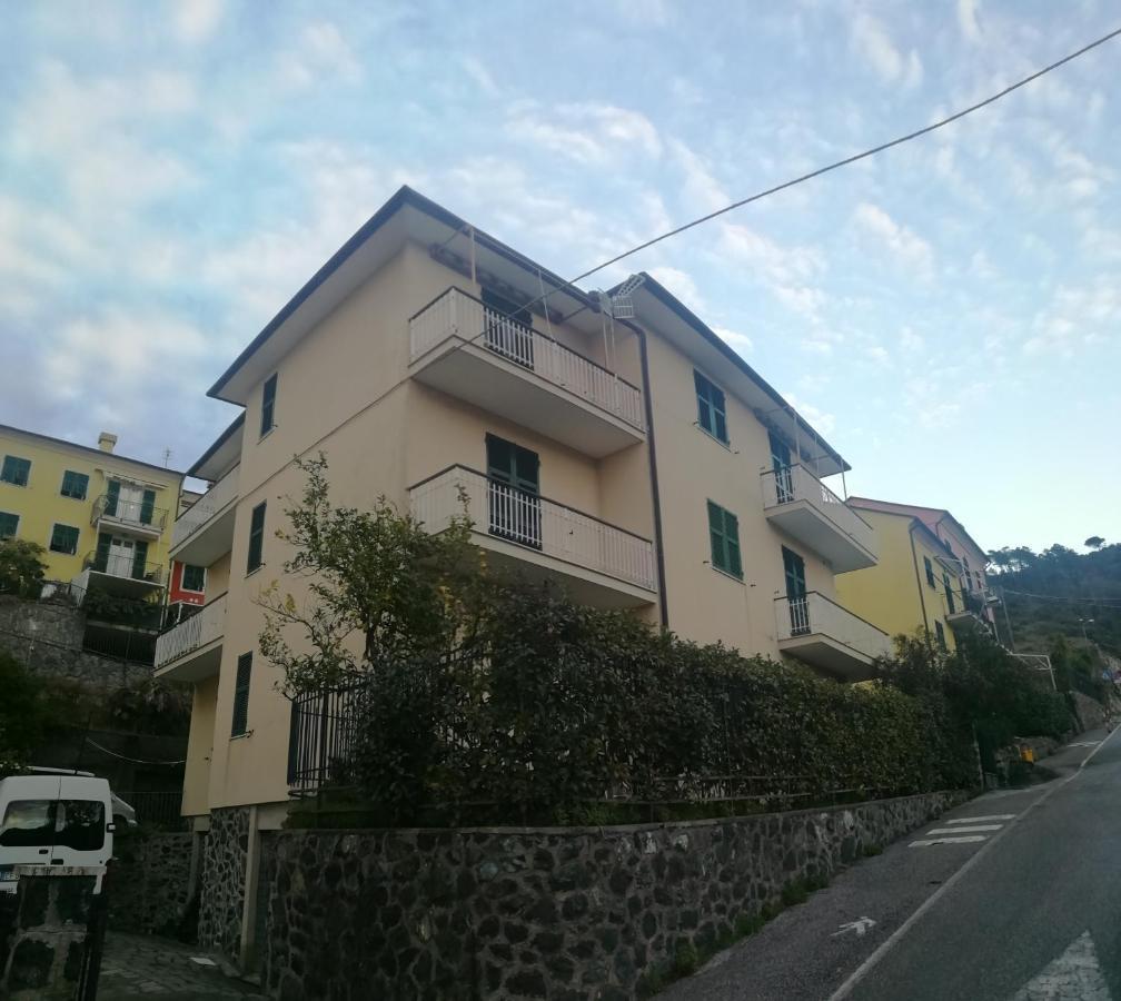 CASA GINA SECONDO PIANO CON ASCENSORE e PARCHEGGIO Levanto Exterior foto